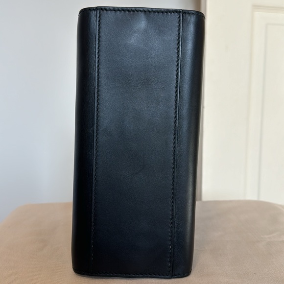 - Authentic Gucci bag - Picture 6 of 16